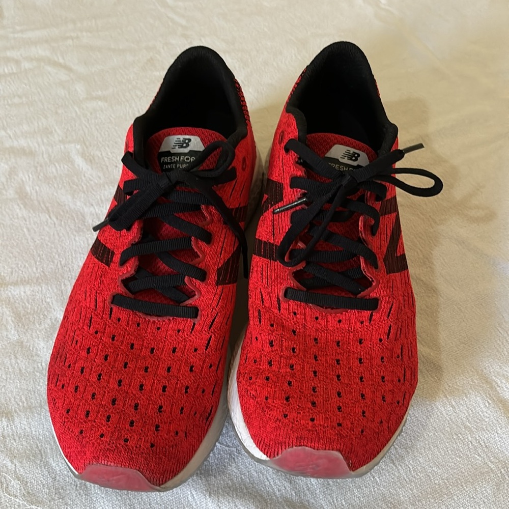 NEW  BALANCE, FRESH FOAM, RED SIZE 8.5